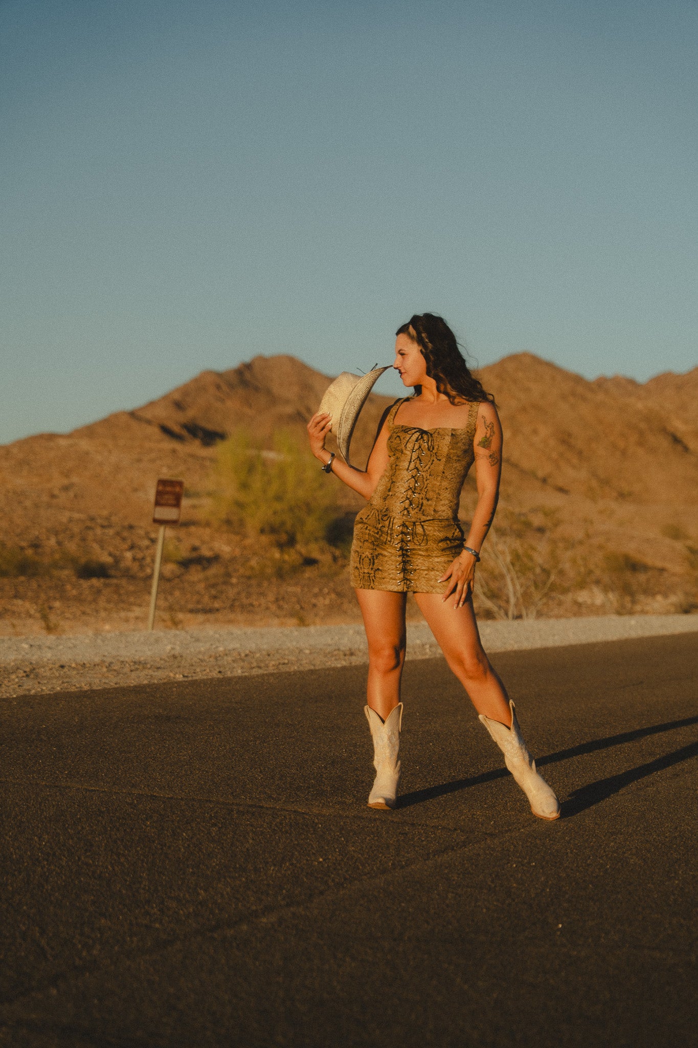 SAND DUNE LACE-UP SKIRT