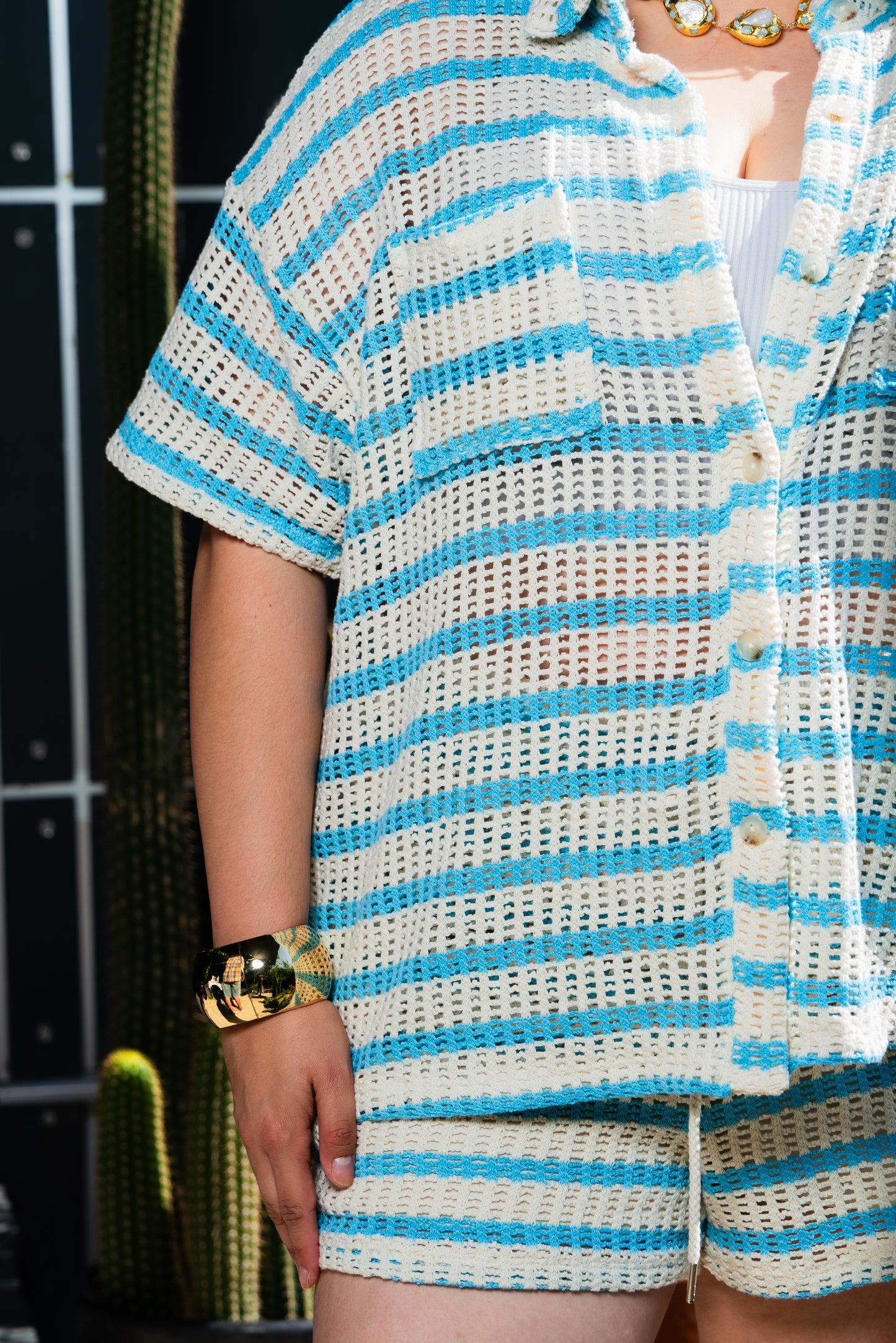 PALM LIGHT CROCHET TOP