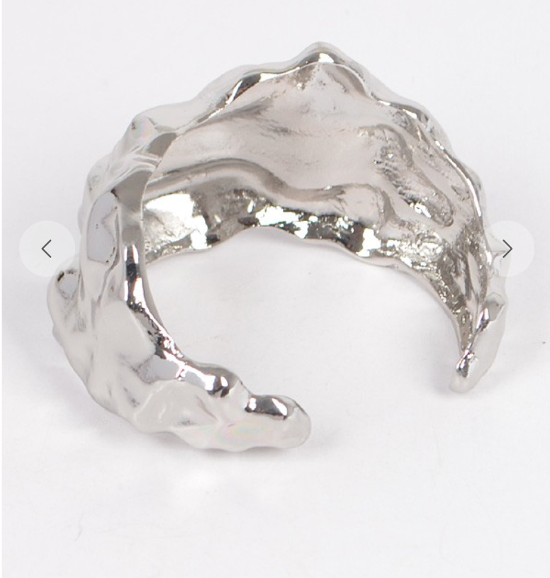 GOLD AURA CUFF