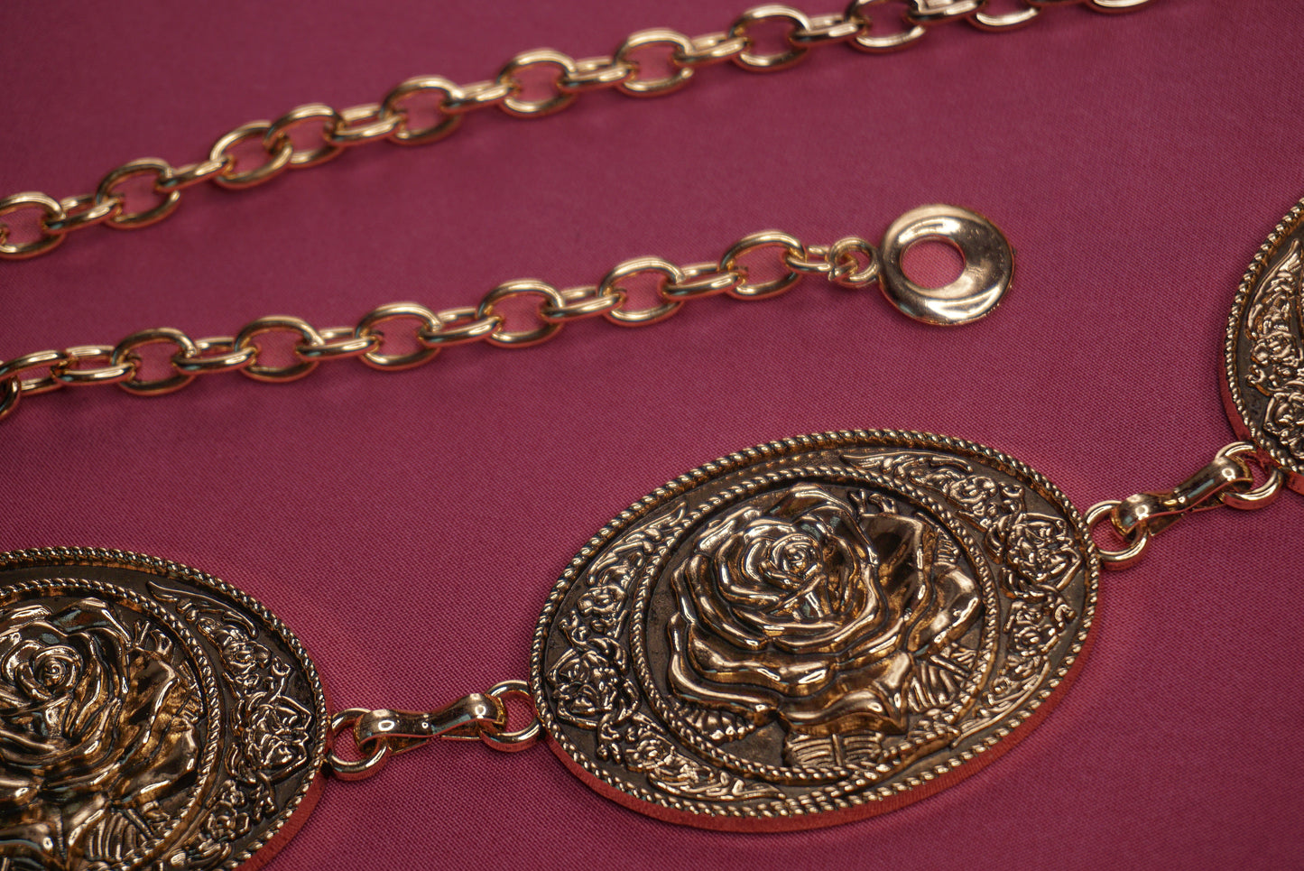 Rebel Rose Chain Belt