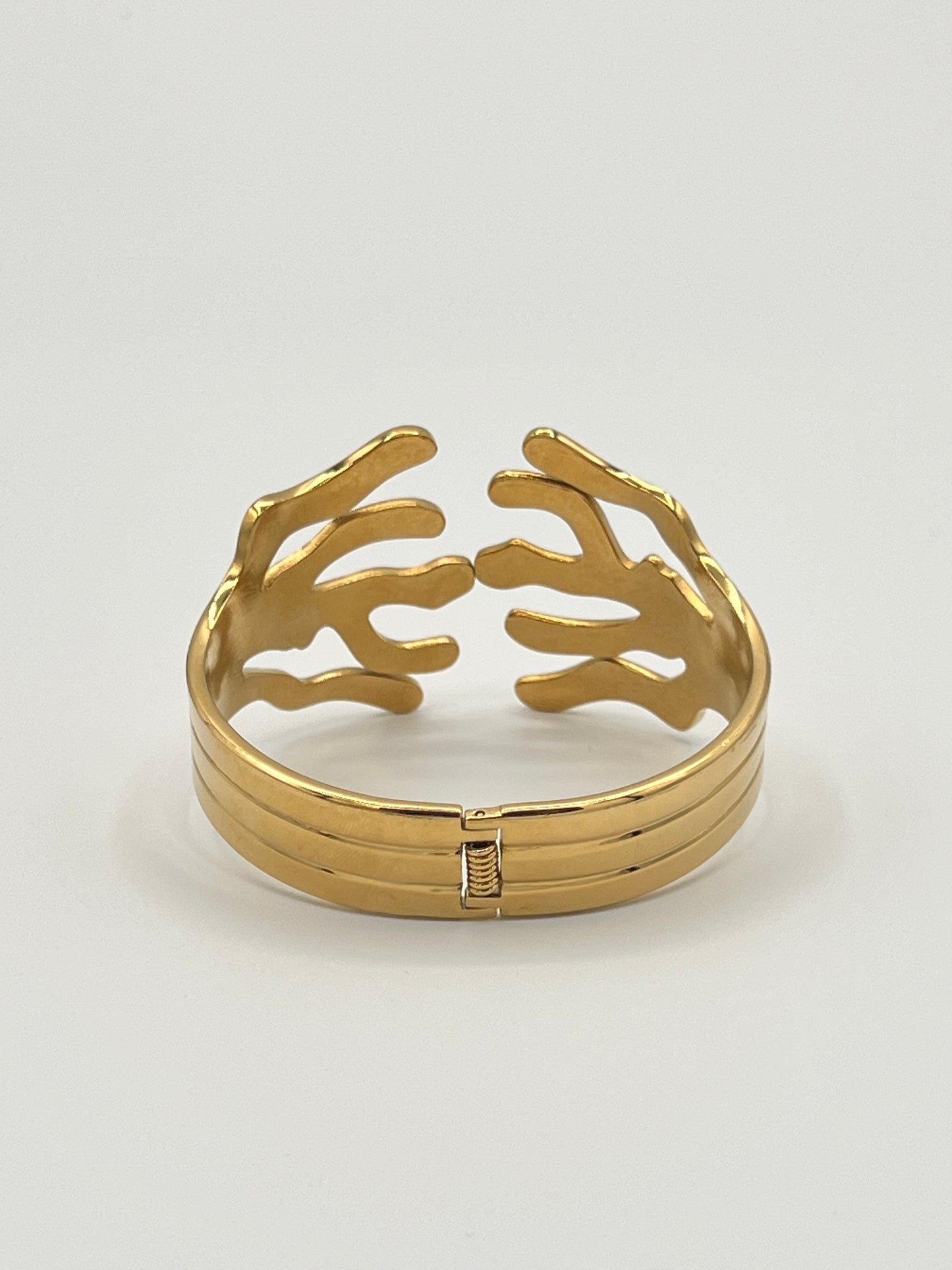 CORAL COAST HINGE CUFF