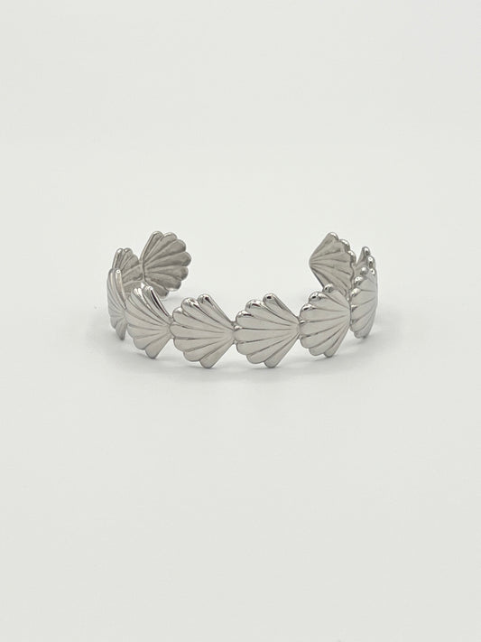 SEASHELL CUFF