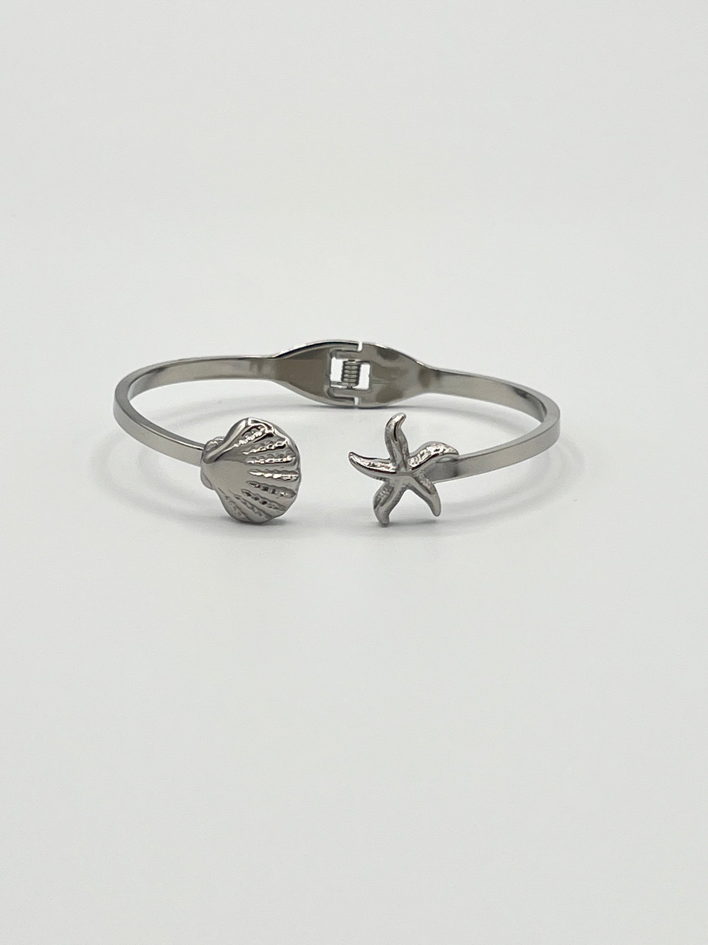 OCEANA CHARM CUFF