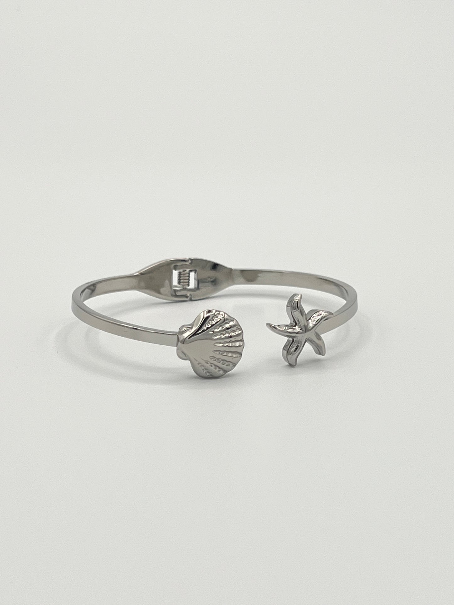 OCEANA CHARM CUFF