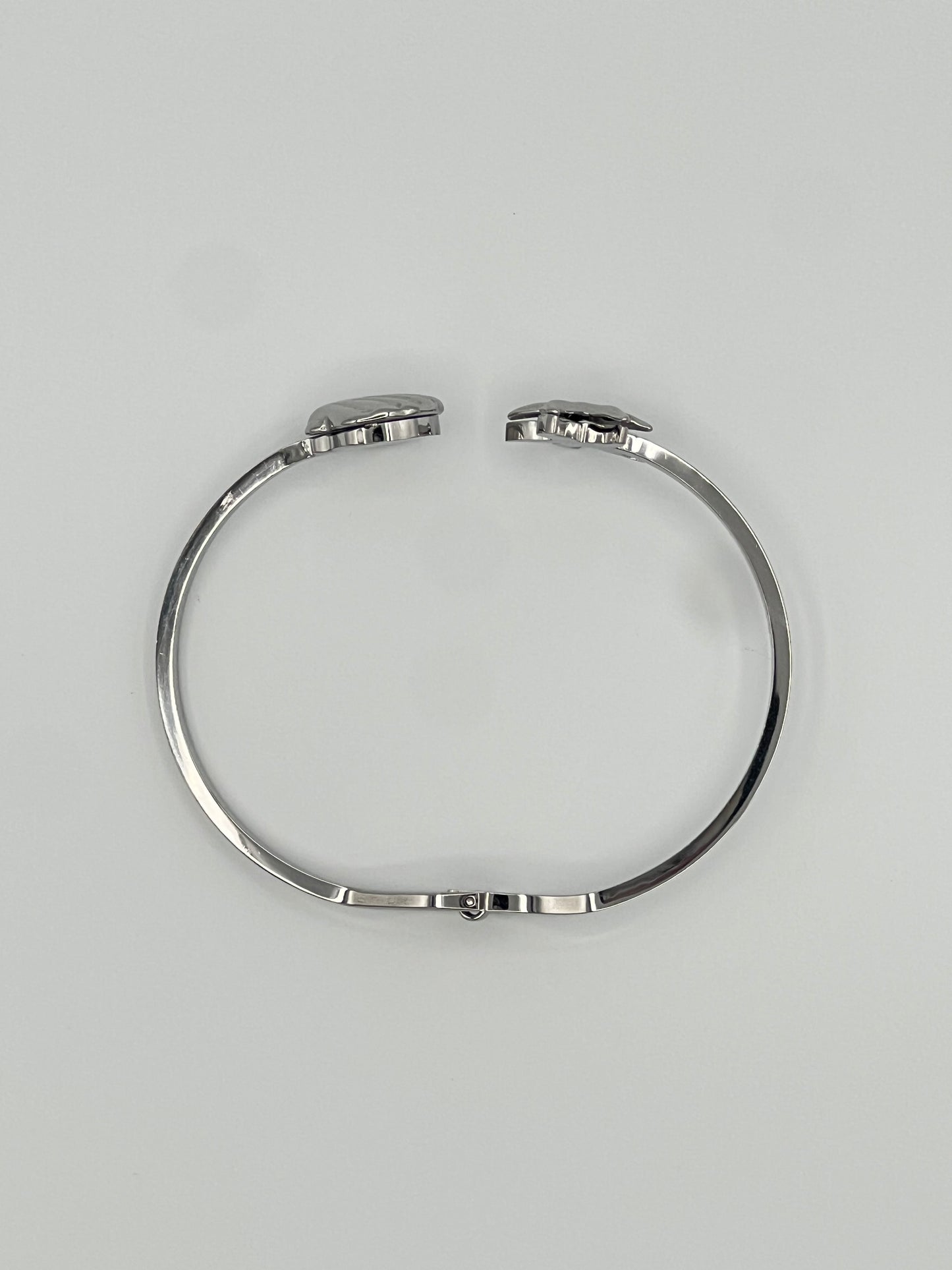 OCEANA CHARM CUFF